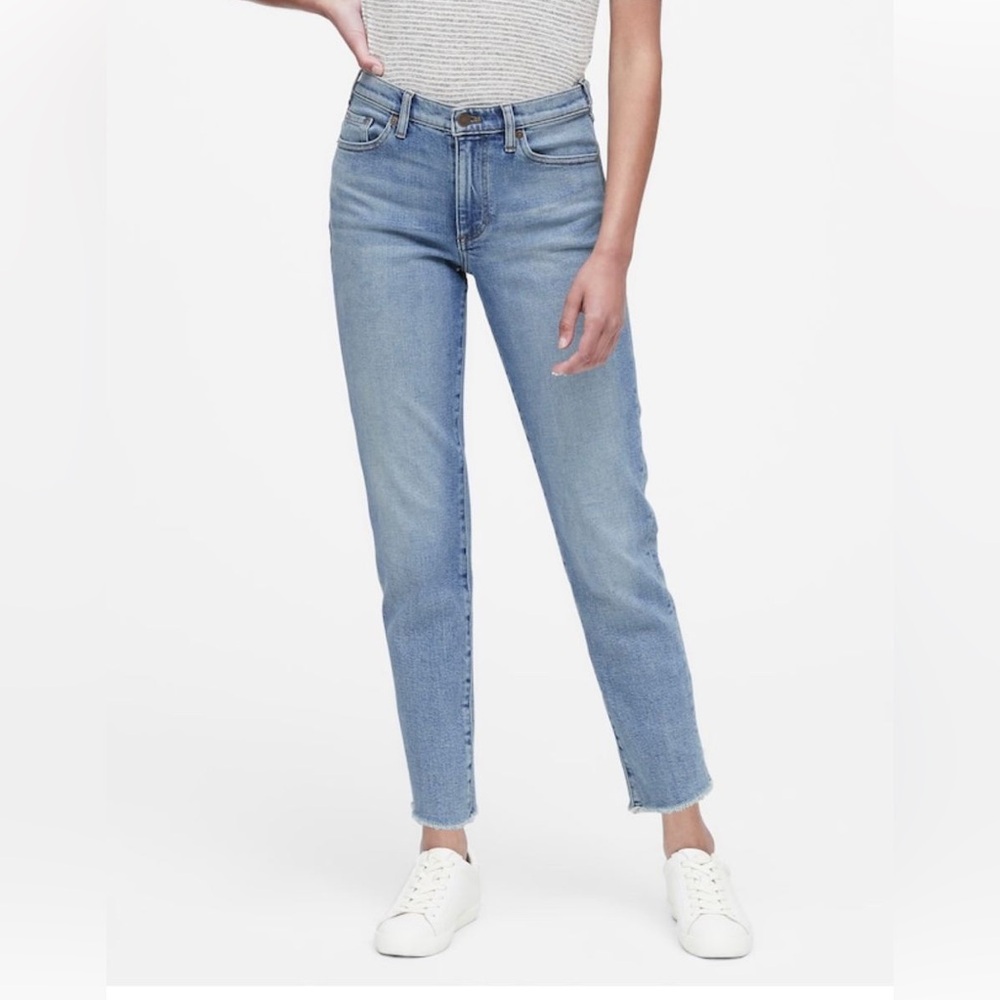 NWT Banana Republic High Rise Straight Ankle Jeans Raw Hem Medium Wash Size 29